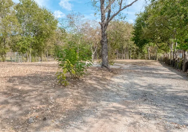 Photo 4 of Land for sale at 5701 Bitterwood Dr, Austin, TX 78724 | MLS# 1411328 | Listing updated on 2026-09-05