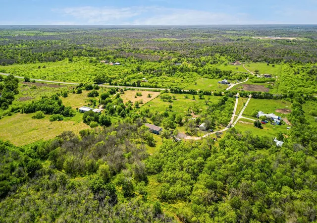 40th image of 381 Fm 86 #a, Red Rock, TX 78662 | MLS# 2834904