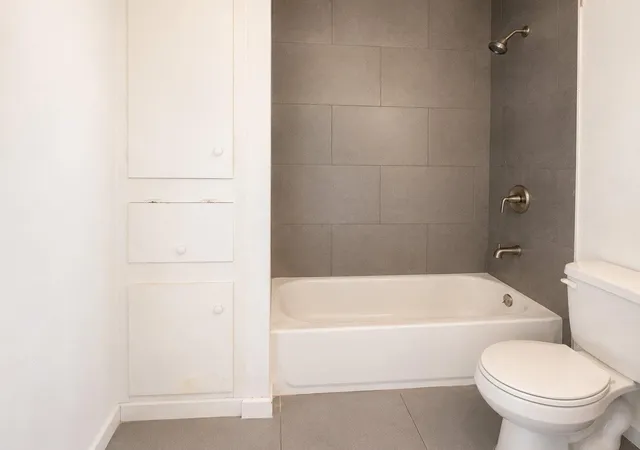 2nd image of 2301 Mission Hl Dr, Austin, TX 78741
