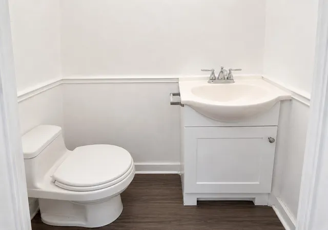 14th image of 2301 Mission Hill Dr #101, Austin, TX 78741 | MLS# 7771717