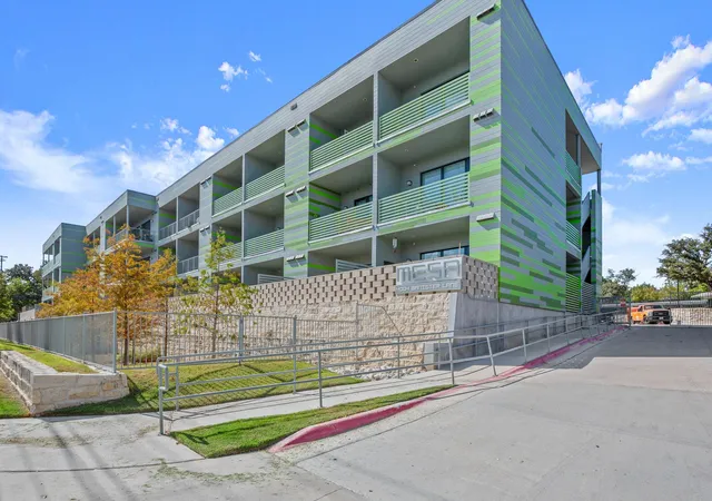 Listing Photo 2 - Condo for sale in building located at 4004 Banister Ln, Austin, TX 78704 - Unit #202
