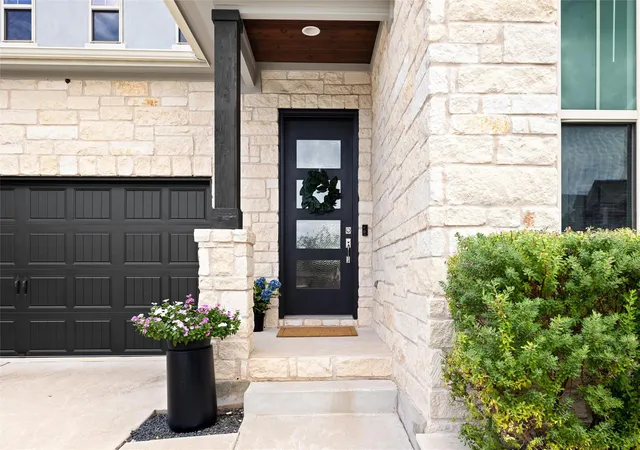 Photo 4 of Single family home for sale at 149 Autumn Wood Ln, Austin, TX 78737 | MLS# 7569129 | Listing updated on 2026-10-20