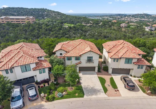 3rd image of 211 Honey Creek Ct #6, Austin, TX 78738 | MLS# 1593095