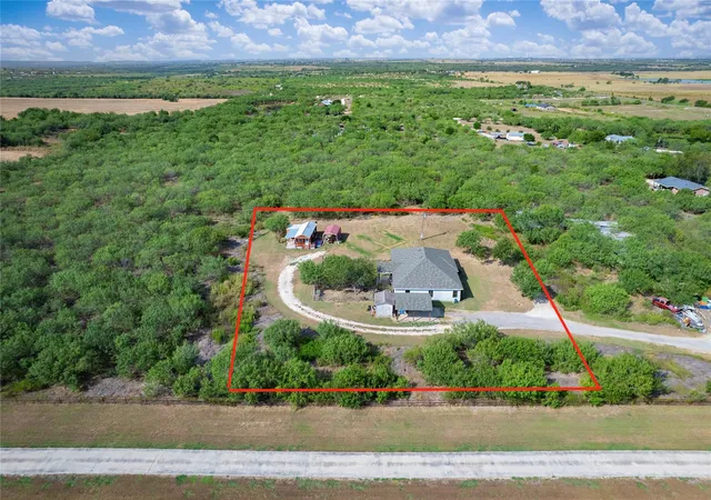 Photo 2 of Single family home for sale at 5734 Fm 621, Martindale, TX 78655 | MLS# 7589931 | Listing updated on 2026-08-29