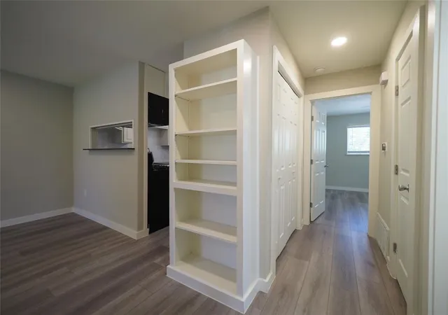 4th image of 4711 Bull Creek Rd, Austin, TX 78731 | MLS# 2210492