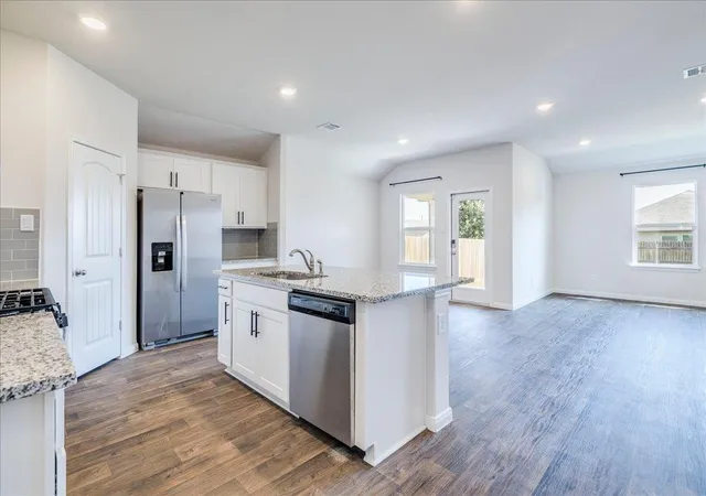 Photo 4 of Single family home for sale at 136 Medinah Ln, San Marcos, TX 78666 | MLS# 2646295 | Listing updated on 2026-10-08