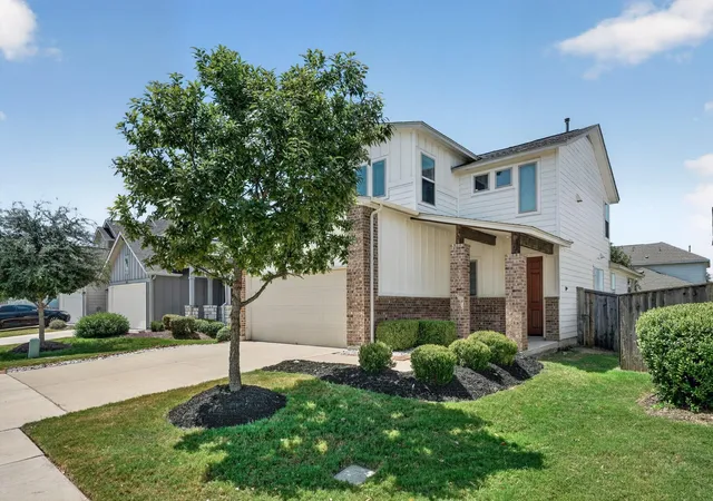2nd image of 8107 Cottage Rose Dr, Austin, TX 78744 | MLS# 9957508