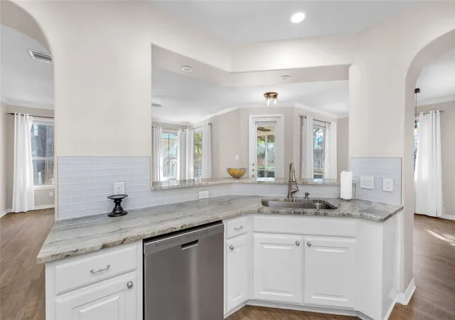 4th image of 11603 Ladera Vis Dr, Austin, TX 78759