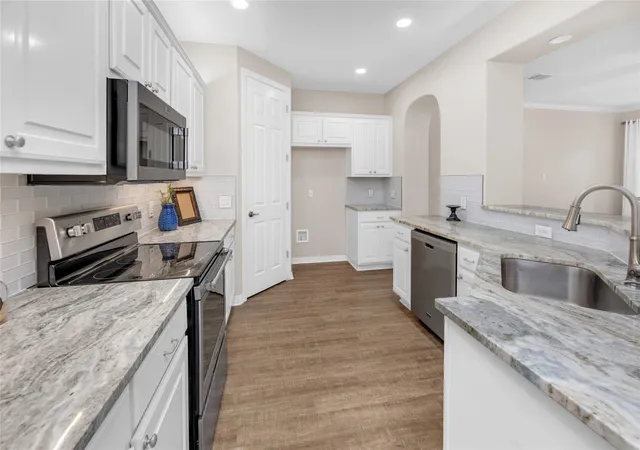 5th image of 11603 Ladera Vis Dr, Austin, TX 78759
