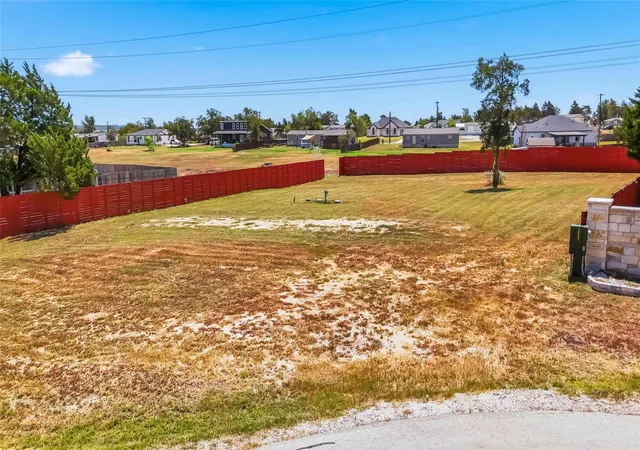 3rd image of 119 Zacate St, Elgin, TX 78621 | MLS# 1989428