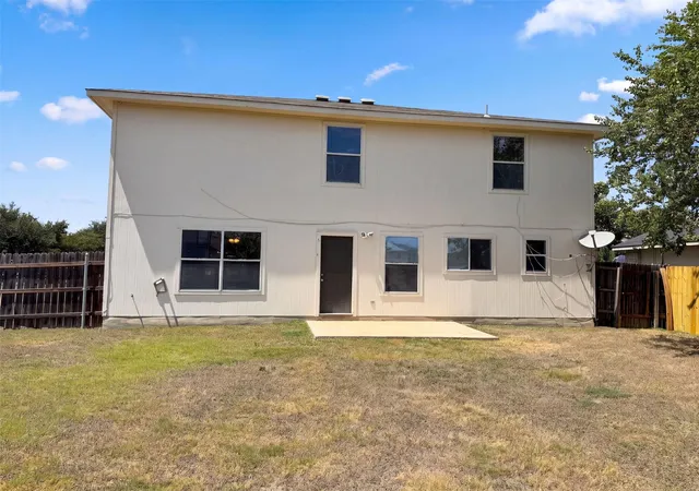 Photo 4 of Single family home for sale at 101 Gillespie Ln, Elgin, TX 78621 | MLS# 7256166 | Listing updated on 2026-10-11