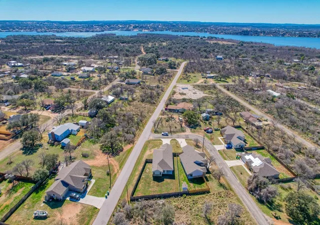 5th image of 1516 Stonecrests Dr, Granite Shoals, TX 78654 | MLS# 5628769