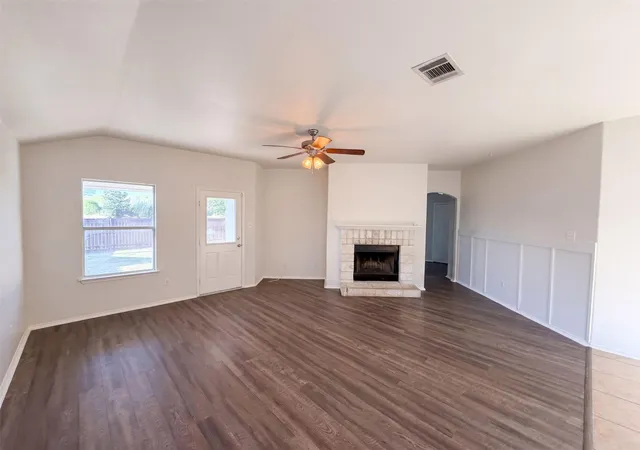 Photo 3 of Single family home for sale at 404 Timothy John Dr, Pflugerville, TX 78660 | MLS# 4339240 | Listing updated on 2026-10-08
