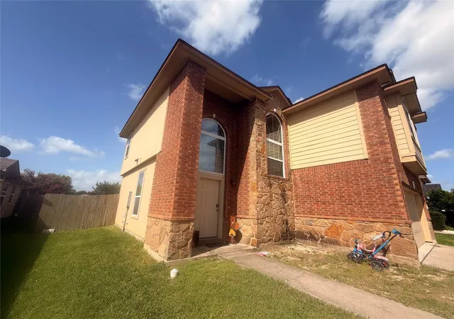 3rd image of 124 Langtry Ln, Jarrell, TX 76537 | MLS# 5071828