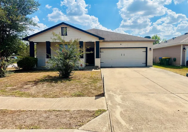 Photo 1 of Single family home for sale at 11609 Marshall St, Manor, TX 78653 | MLS# 2997298 | Listing updated on 2026-08-31