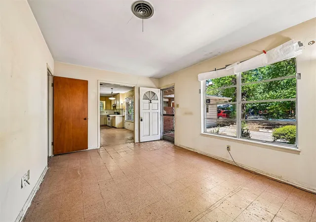 Photo 3 of Single family home for sale at 5107 Brookdale Ln, Austin, TX 78723 | MLS# 7574029 | Listing updated on 2026-10-06
