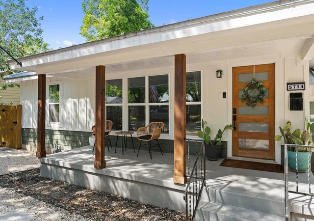 Photo 4 of Single family home for sale at 5714 Ave D, Austin, TX 78752 | MLS# 5719727 | Listing updated on 2026-09-19
