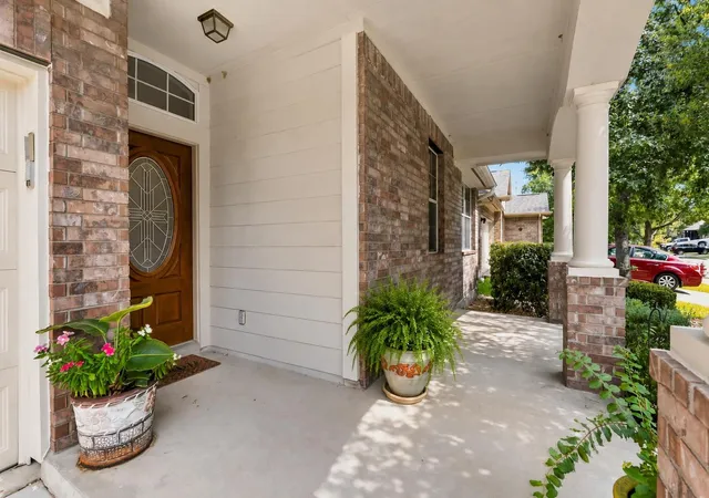 Photo 3 of Single family home for sale at 11512 Shadow Crk Dr, Manor, TX 78653 | MLS# 7332194 | Listing updated on 2026-10-08