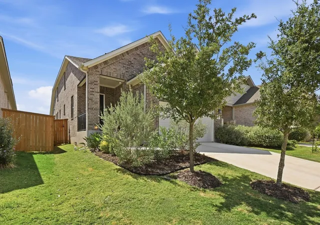 Photo 2 of Single family home for sale at 524 Possumhaw Ln, San Marcos, TX 78666 | MLS# 9797651 | Listing updated on 2026-10-08