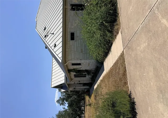 Photo 2 of Single family home for sale at 300 Medlin Creek Loop, Dripping Springs, TX 78620 | MLS# 7987436 | Listing updated on 2026-10-28