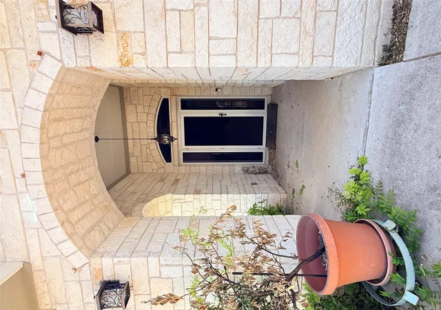 Photo 3 of Single family home for sale at 300 Medlin Creek Loop, Dripping Springs, TX 78620 | MLS# 7987436 | Listing updated on 2026-10-28