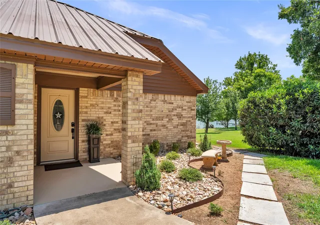 2nd image of 386 Lake Loop, Tow, TX 78672 | MLS# 5833374