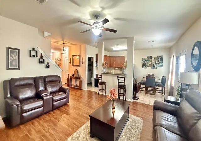 5th image of 18309 Windtree Ln, Elgin, TX 78621 | MLS# 4544336