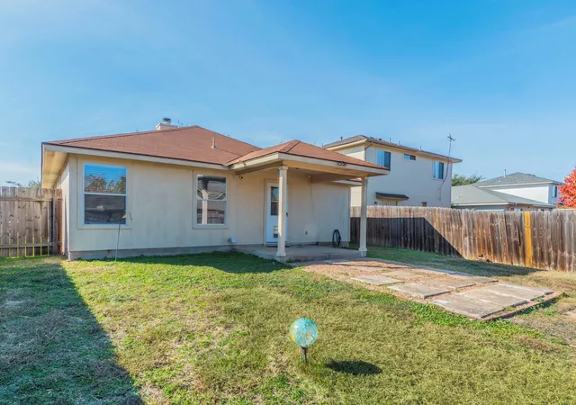 Photo 3 of Single family home for sale at 12412 Jamie Dr, Manor, TX 78653 | MLS# 1514206 | Listing updated on 2026-09-05