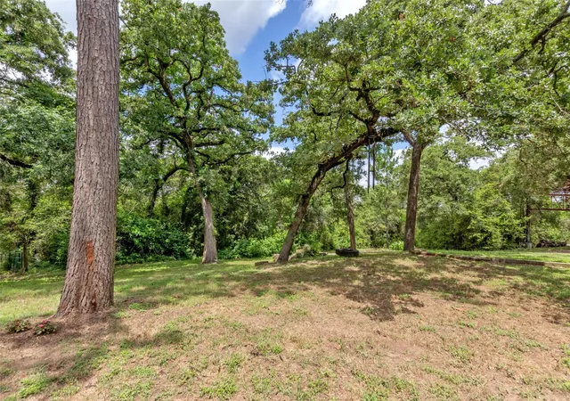 Photo 4 of Sale Pending at 9997 Calhoun Rd, Bryan, TX 77808 | MLS# 6509763 | Listing updated on 2026-09-15