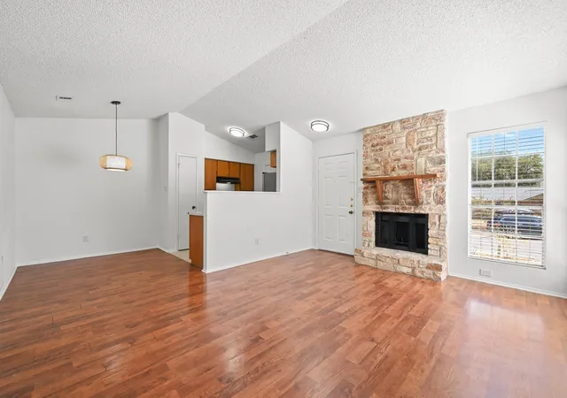 Photo 3 of House for sale at 3221 Darnell Dr, Austin, TX 78745 | MLS# 5723152 | Listing updated on 2026-09-06