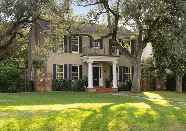 Photo 1 of Mansion for sale at 3101 Bowman Ave, Austin, TX 78703 | MLS# 2195696 | Listing updated on 2026-08-30
