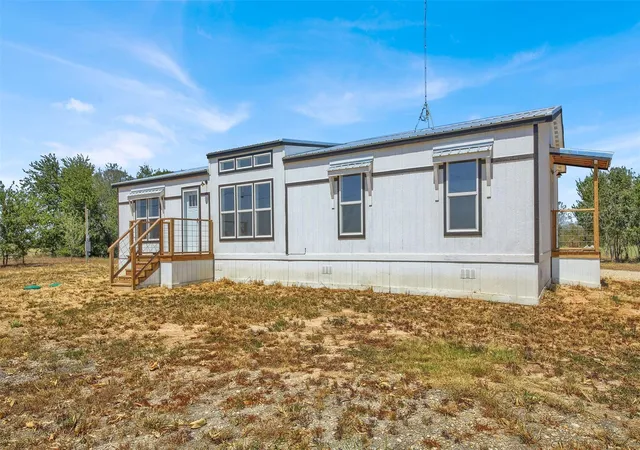 Photo 2 of Single family home for sale at 27 County Road 483, Taylor, TX 76574 | MLS# 9950286 | Listing updated on 2026-08-30