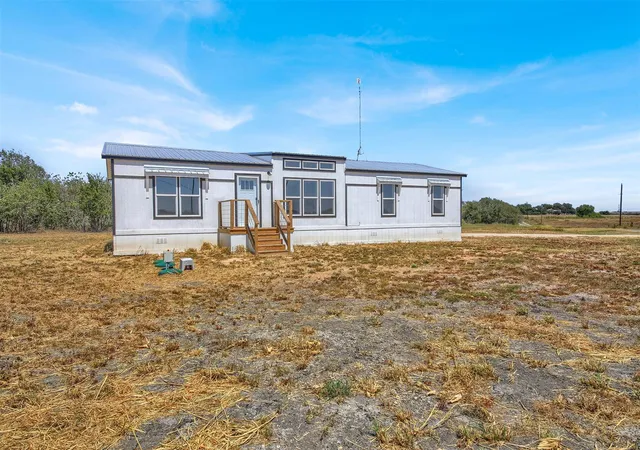 Photo 3 of Single family home for sale at 27 County Road 483, Taylor, TX 76574 | MLS# 9950286 | Listing updated on 2026-08-30