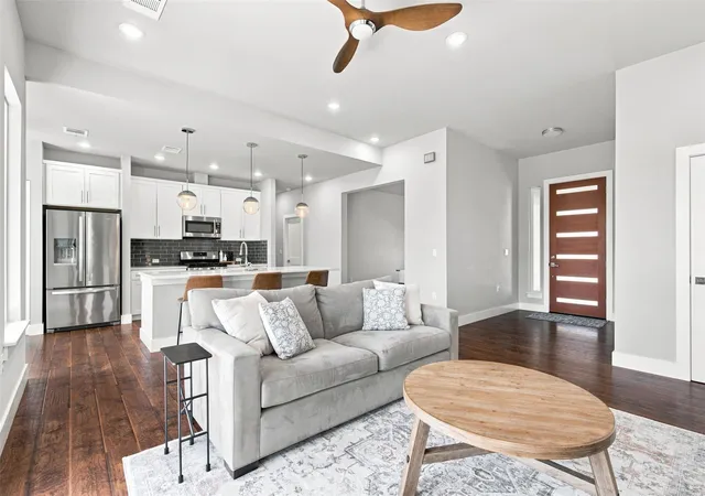 Single family home for sale at 908 Rocky Spring Rd, Austin, TX 78753 | MLS# 2191510