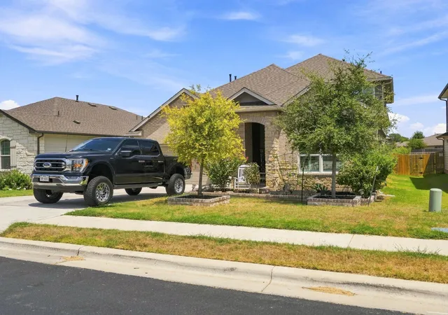 2nd image of 111 Rainmaker Cv, Bastrop, TX 78602 | MLS# 6985679