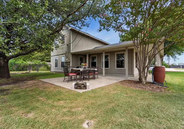 Photo 3 of Single family home for sale at 31 Fairview Dr, Round Rock, TX 78665 | MLS# 8046339 | Listing updated on 2026-08-28
