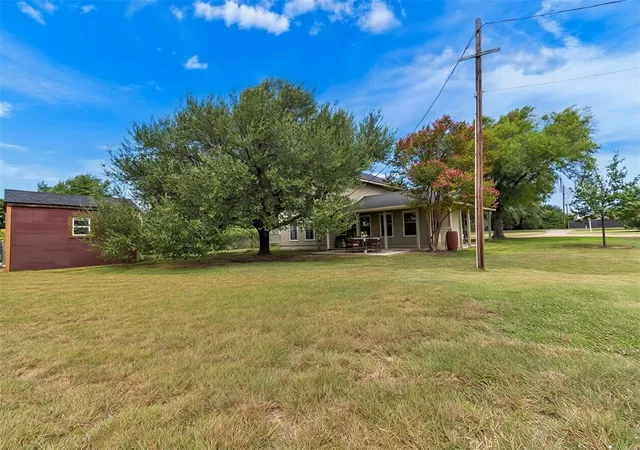 Photo 4 of Single family home for sale at 31 Fairview Dr, Round Rock, TX 78665 | MLS# 8046339 | Listing updated on 2026-08-28