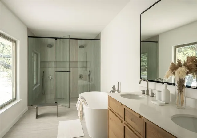 Photo 2 of Single family home for sale at 4014 Greystone Dr, Austin, TX 78731 | MLS# 7052066 | Listing updated on 2026-09-22