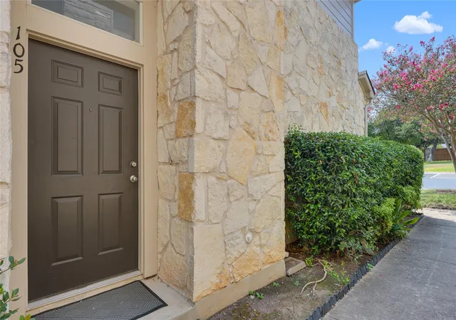 Photo 2 of Condo for sale at 7501 Shadowridge Run #105, Austin, TX 78749 | MLS# 9812216 | Listing updated on 2026-10-08
