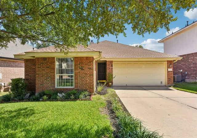 Photo 1 of Single family home for sale at 8105 Hawick Dr, Round Rock, TX 78681 | MLS# 7841887 | Listing updated on 2026-10-03