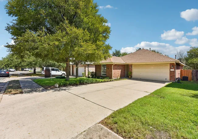 Photo 3 of Single family home for sale at 8105 Hawick Dr, Round Rock, TX 78681 | MLS# 7841887 | Listing updated on 2026-10-03