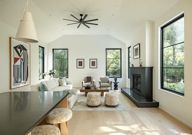 Photo 3 of Single family home for sale at 907 Karen, Austin, TX 78757 | MLS# 7302847 | Listing updated on 2026-10-10