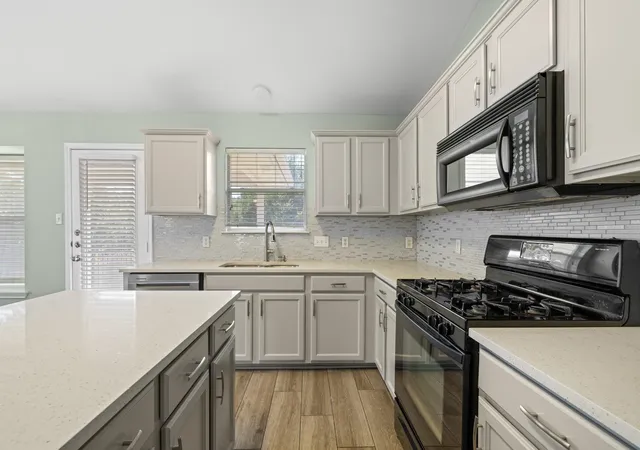 Photo 2 of Single family home for sale at 3233 Winding River Trl, Round Rock, TX 78681 | MLS# 1452358 | Listing updated on 2026-10-07