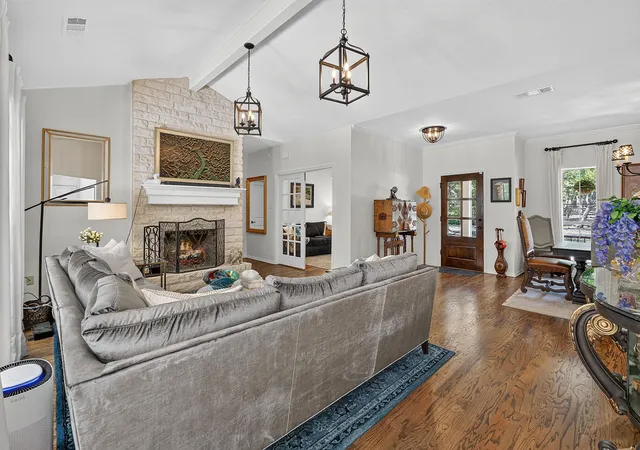 Photo 3 of Single family home for sale at 262 E Ridgewood Rd, Georgetown, TX 78633 | MLS# 1817685 | Listing updated on 2026-09-08