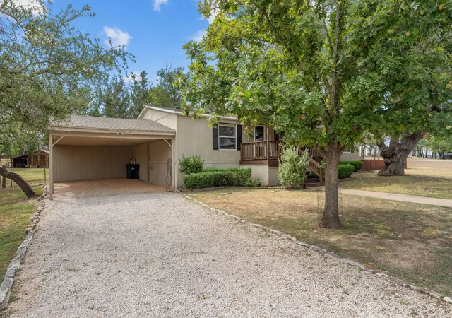 Photo 3 of Manufactured home for sale at 101 Creedmore Dr, Liberty Hill, TX 78642 | MLS# 1200291 | Listing updated on 2026-09-18
