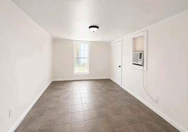 4th image of 1001 Tony Lee St, Seguin, TX 78155 | MLS# 7507252