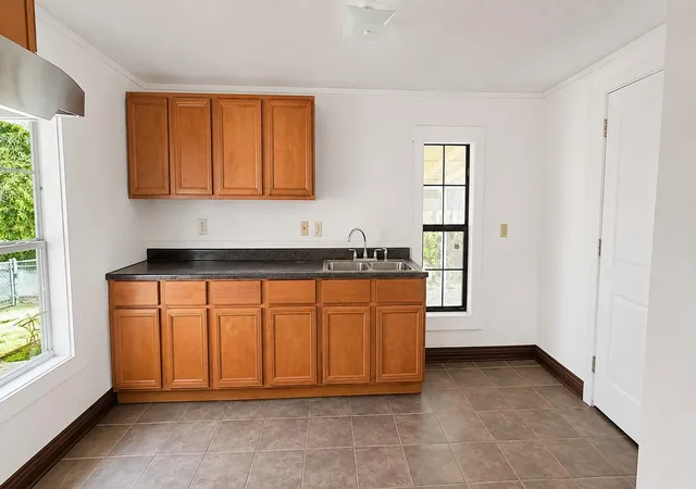 5th image of 1001 Tony Lee St, Seguin, TX 78155 | MLS# 7507252