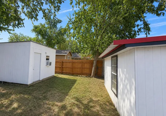 9th image of 1001 Tony Lee St, Seguin, TX 78155 | MLS# 7507252