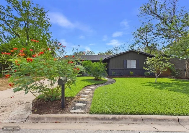 Photo 1 of Single family home for sale at 4907 Manchester Cir, Austin, TX 78745 | MLS# 1819716 | Listing updated on 2026-10-07