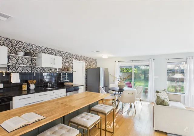 Photo 1 of Single family home for sale at 4907 Manchester Cir, Austin, TX 78745 | MLS# 1819716 | Listing updated on 2026-10-21